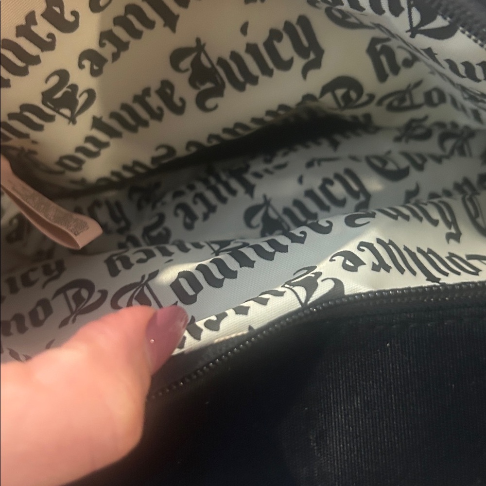NEW NWT Vintage Juicy Couture Black Satin Makeup Bag - Picture 5 of 5